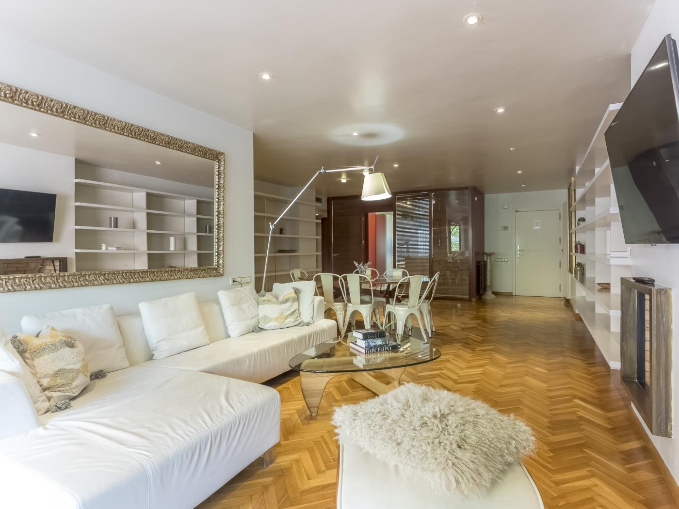 My Space Barcelona Spacious classic Bonanova Apartment with terrace for 8 - My Space Barcelona Apartments